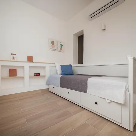 Sunny Days Quarteira