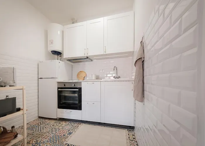 Sunny Days קווארטיירה